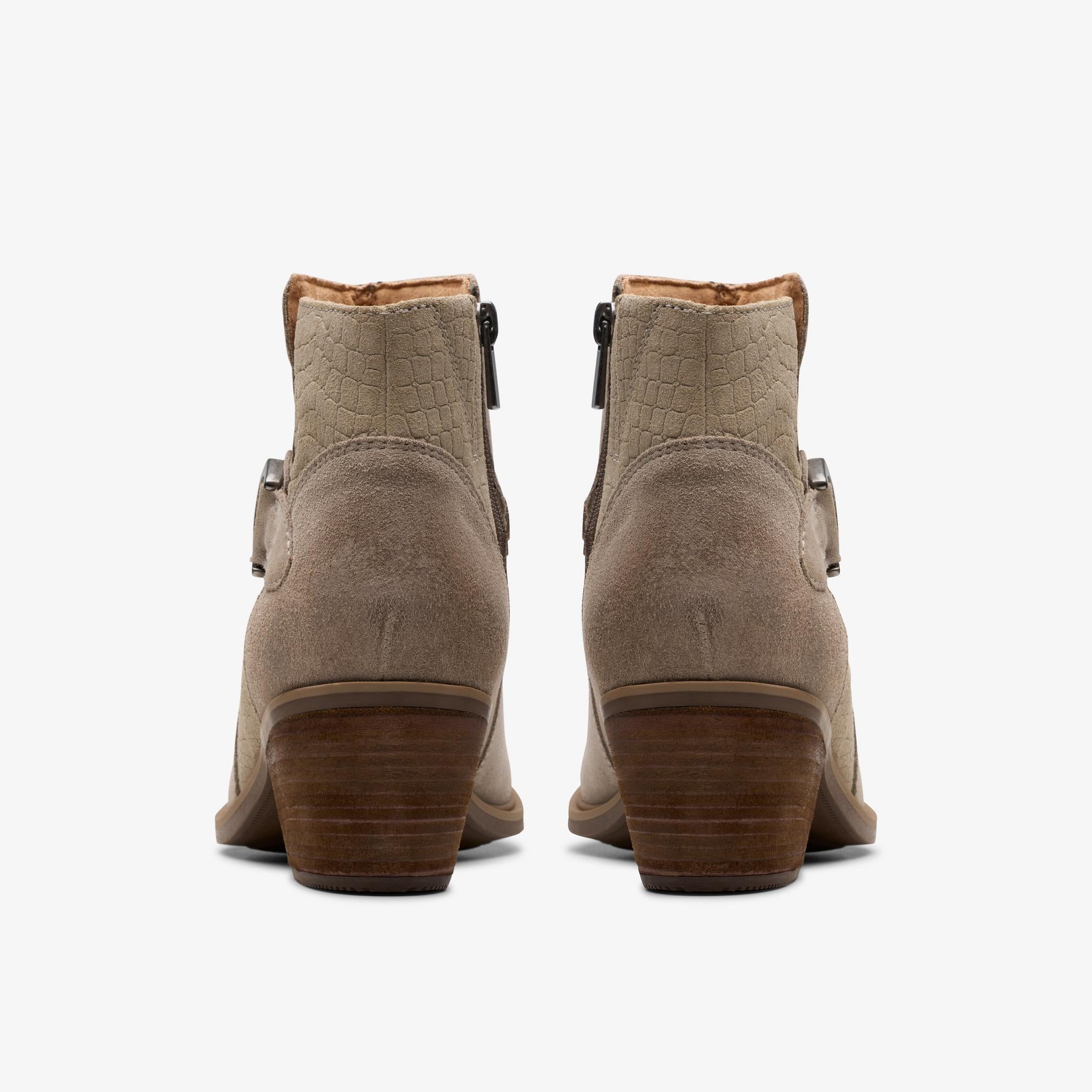 [26179802] WOMENS CLARKS NEVA BUCKLE