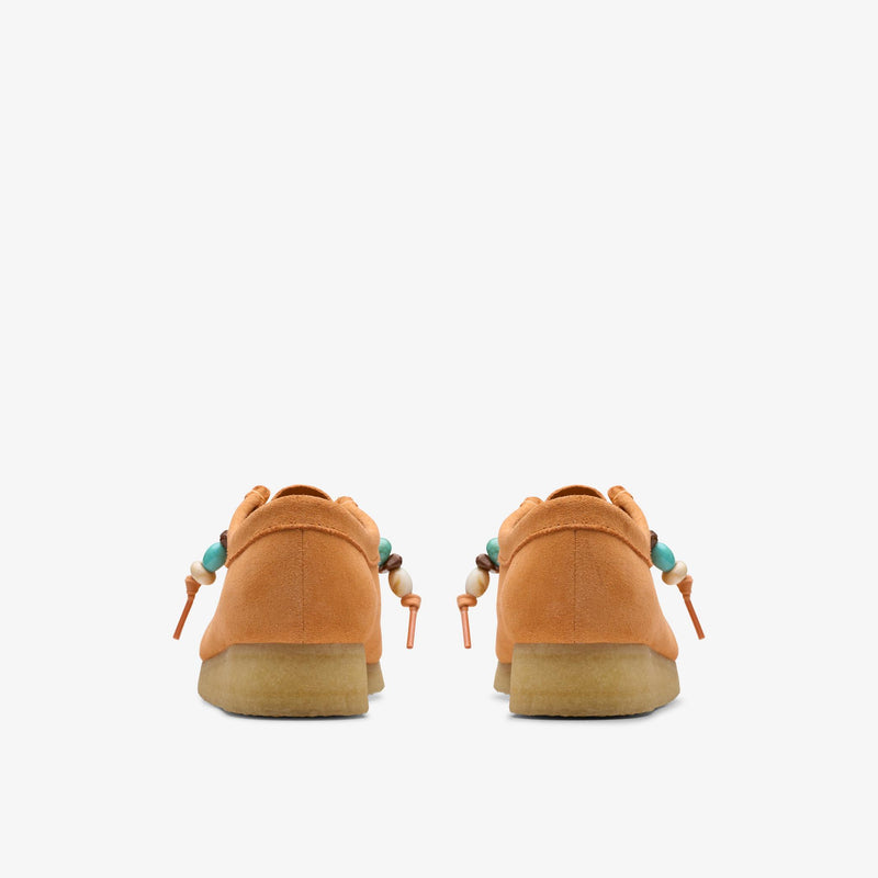 [26180671] WOMENS CLARKS WALLABEE.