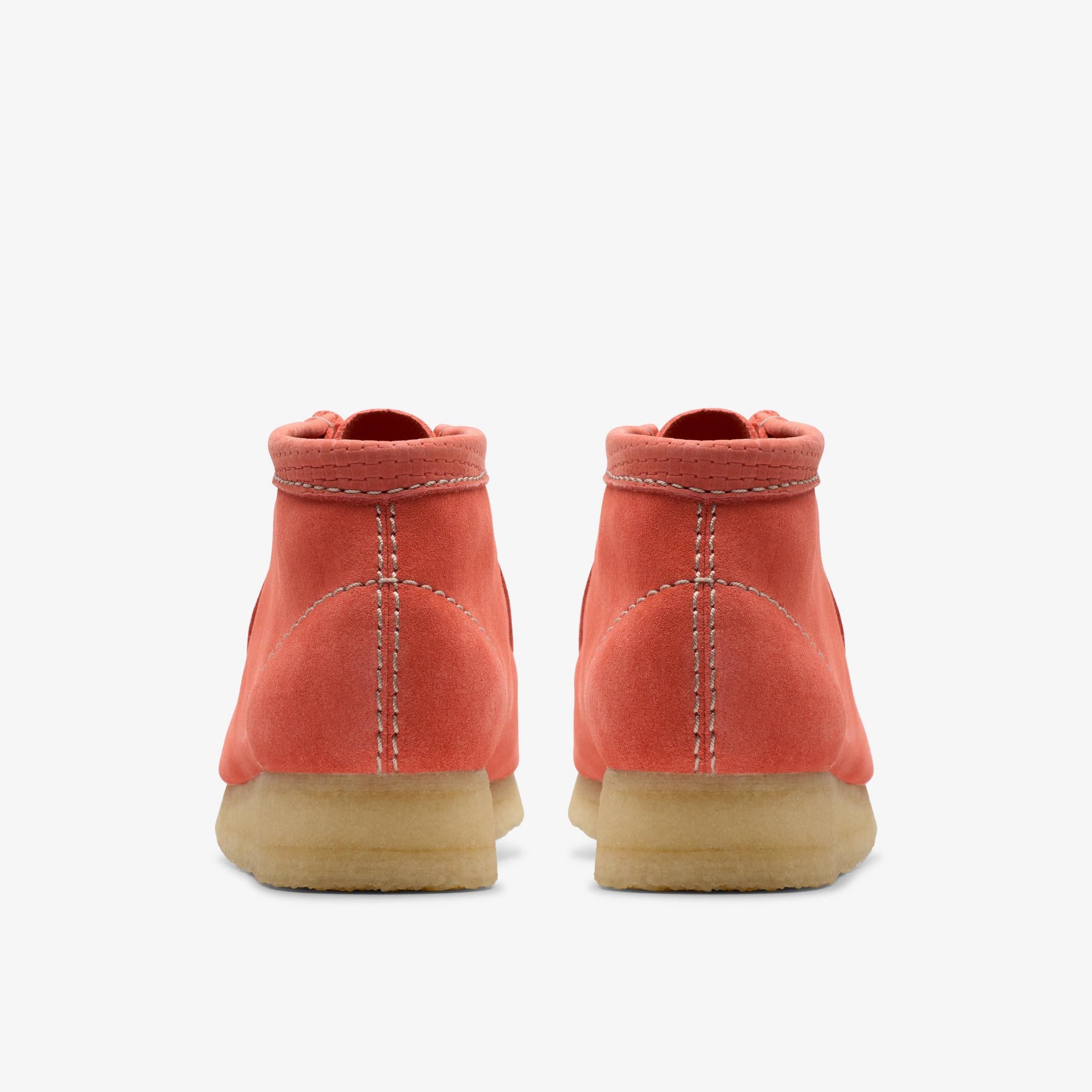 [26181112] WOMENS CLARKS WALLABEE BOOT.