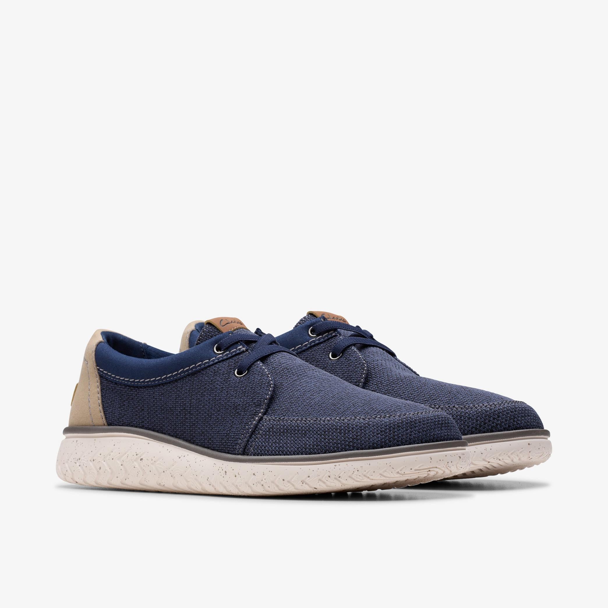 [26181996] MENS CLARKS RELAXLITE LACE