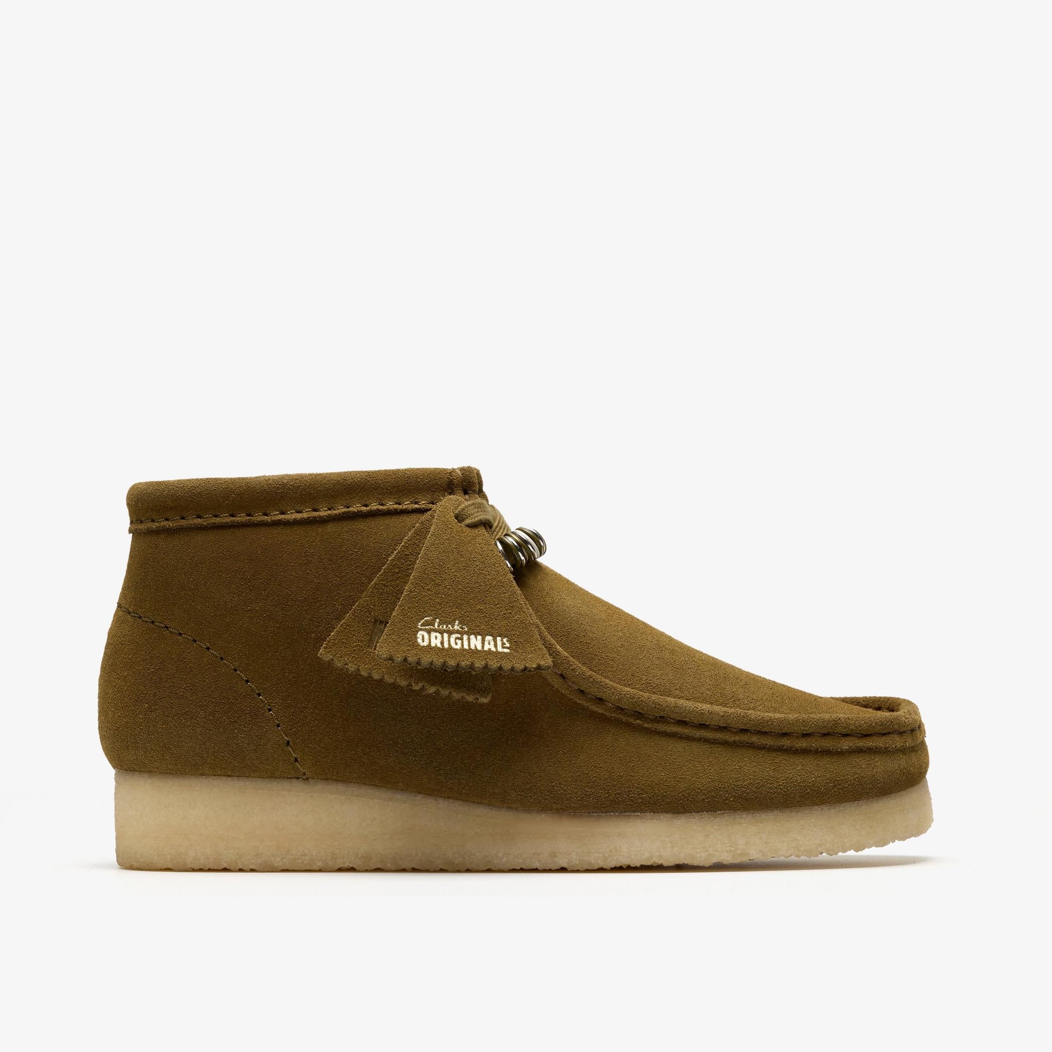 [26182801] WOMENS CLARKS WALLABEE BOOT