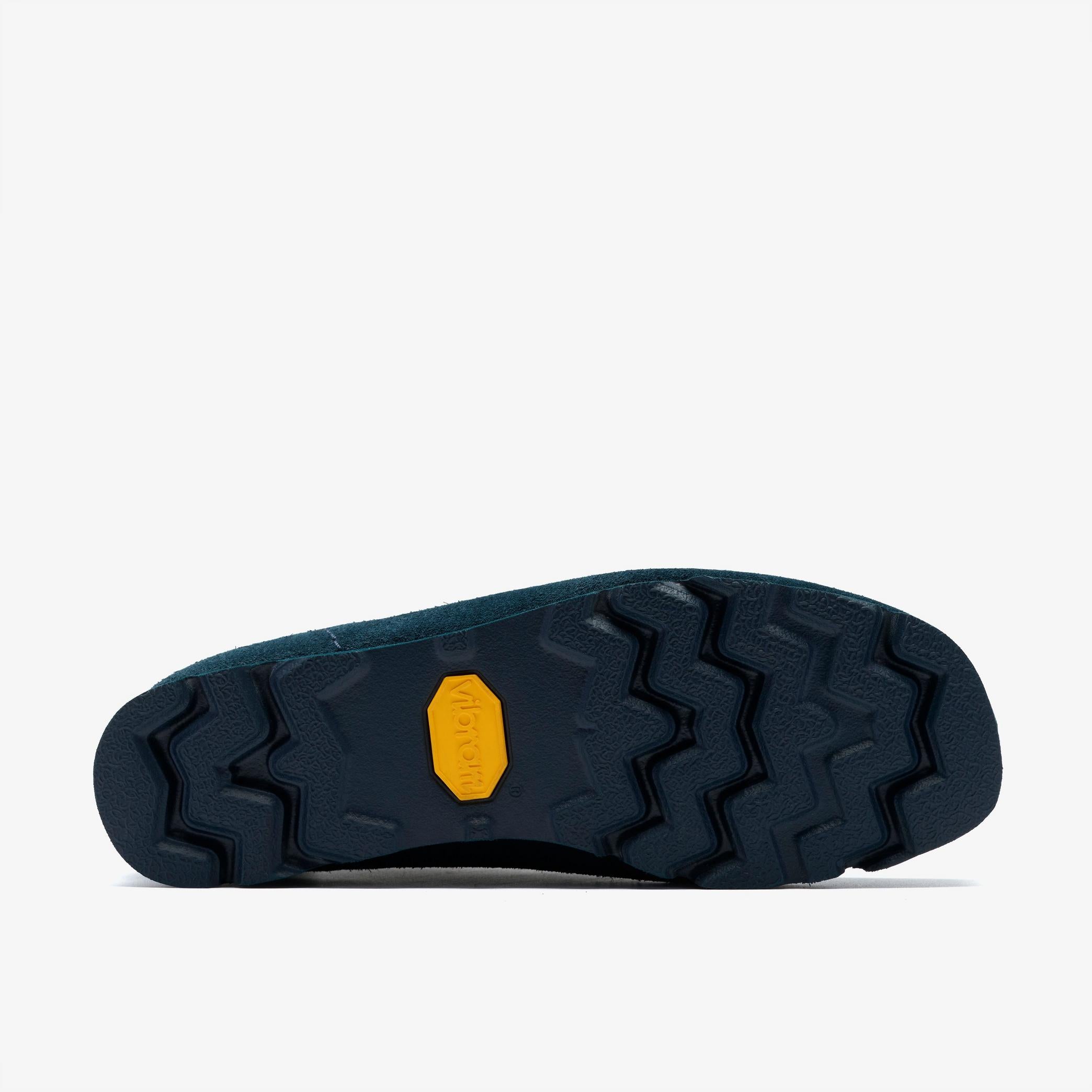 [26183070] WOMENS CLARKS WALLABEEBT GTX