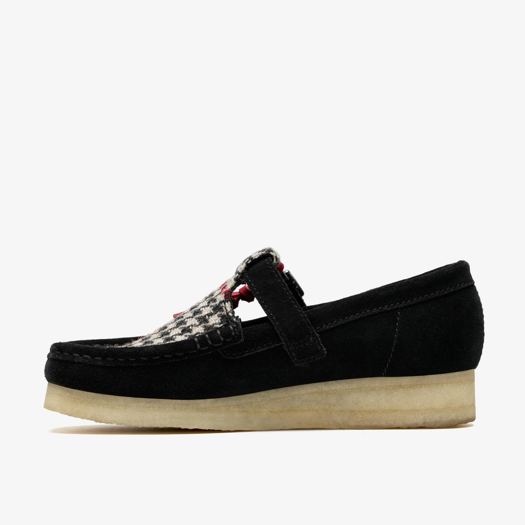 [26183811] WOMENS CLARKS WALLABEE T BAR