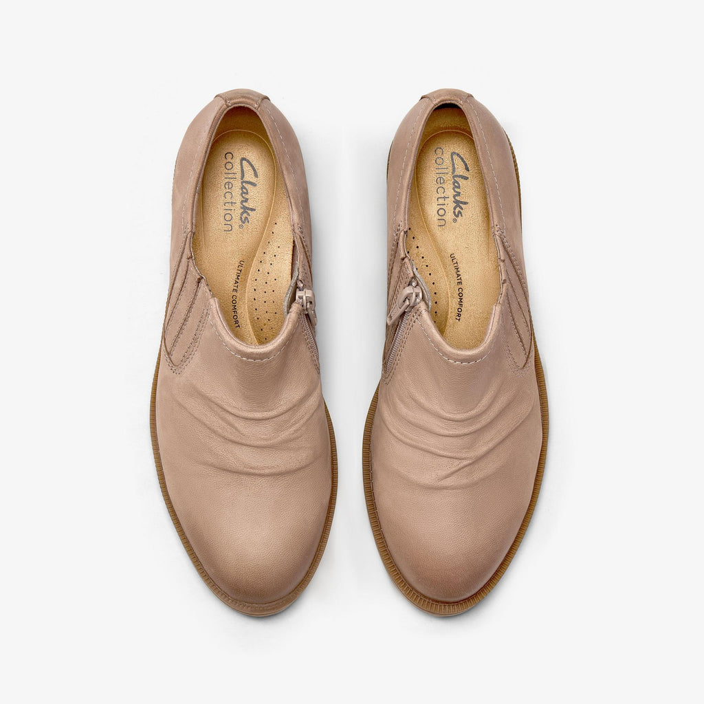 [26184065] WOMENS CLARKS ADALYNN EZRA