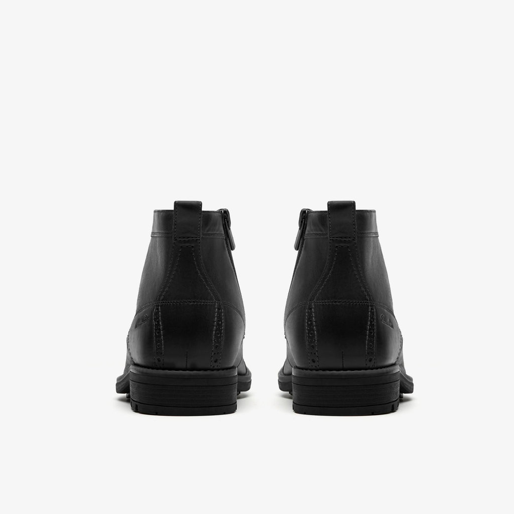[26184820] MENS CLARKS EMMET ZIP 'BLACK DISTRESSED'