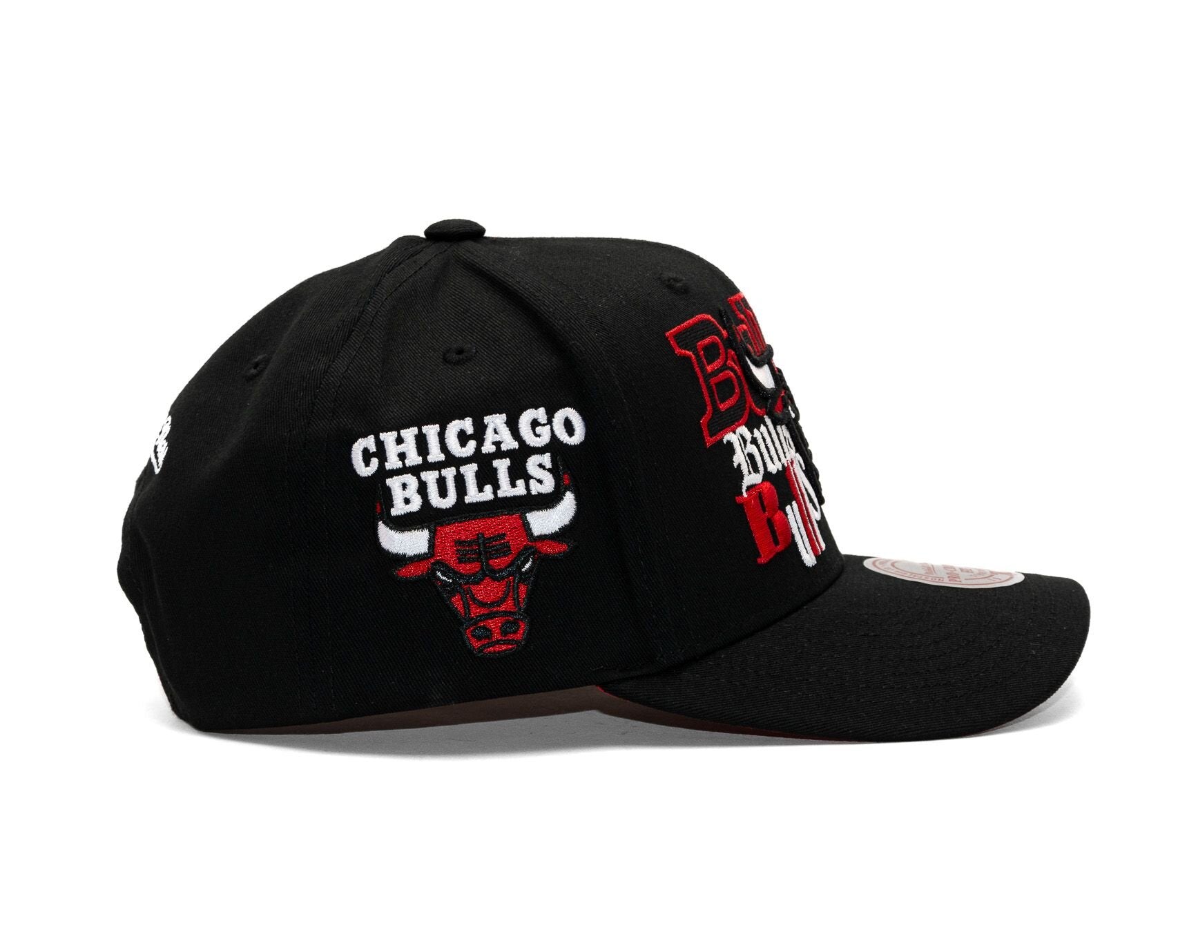 Mens MITCHELL & NESS NBA ALL OUT COLLAGE PRO SNAPBACK BULLS