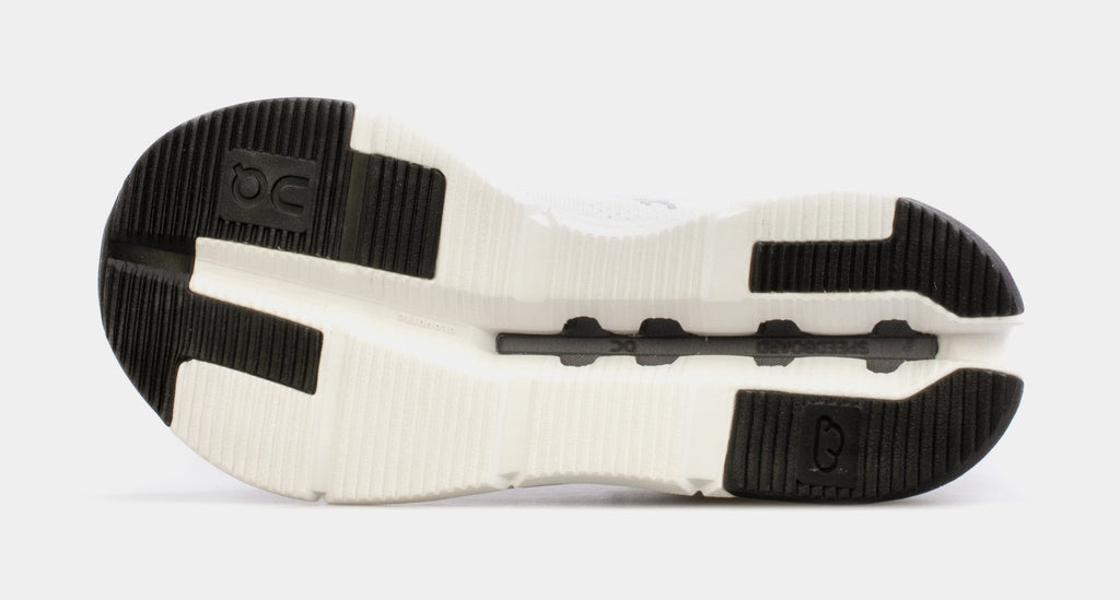 [26.98488] Womens On Running RUNNING CLOUDNOVA 'WHITE SAND (WOMEN'S)'