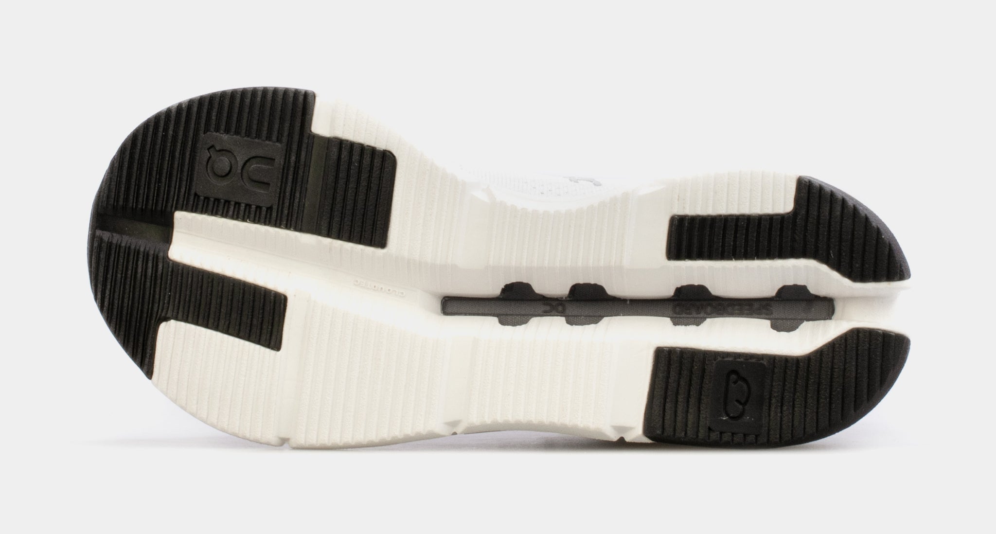 [26.98488] Womens On Running RUNNING CLOUDNOVA 'WHITE SAND (WOMEN'S)'