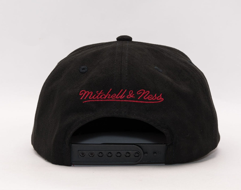 MENS MITCHELL & NESS NBA SWEET SUEDE SNAPBACK HEAT