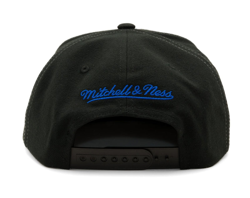 MENS MITCHELL & NESS NHL FULL FRONTAL SNAPBACK VNTG CAPITALS - BLACK