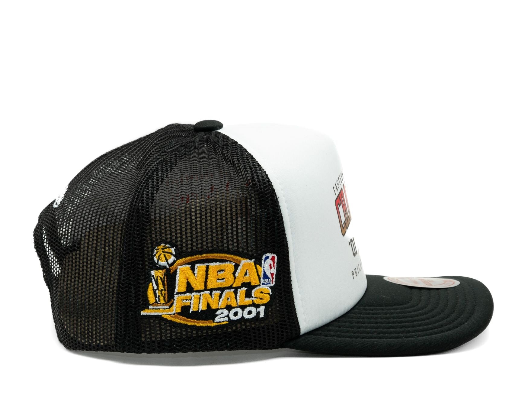 MENS MITCHELL & NESS NBA CHAMPIONS TRUCKER HWC 76ERS - WHITE