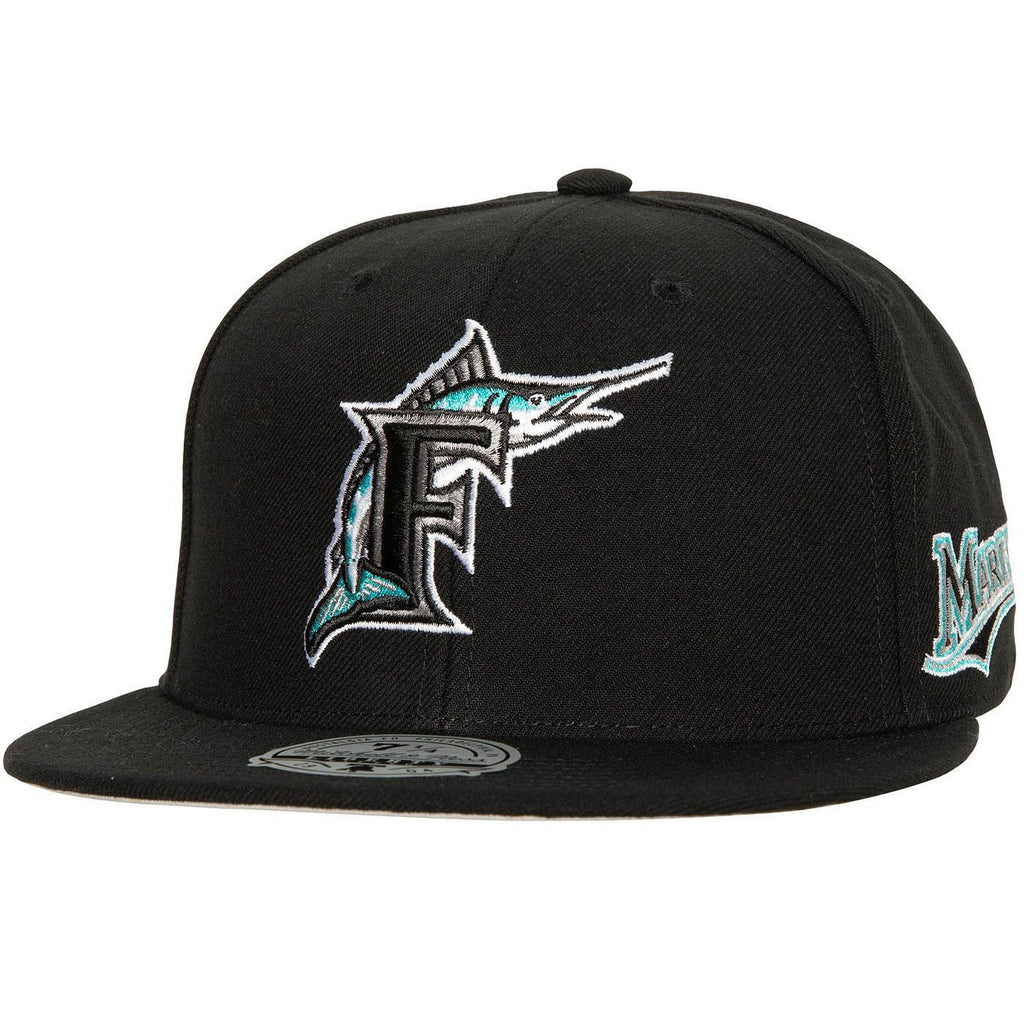 MENS MITCHELL & NESS MLB EVERGREEN FITTED COOP MARLINS - BLACK