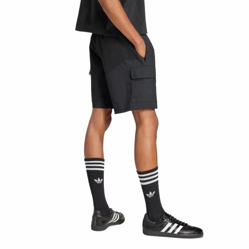 [JD0406] MENS ADIDAS TREFOIL ESSENTIALS WOVEN CARGO SHORTS