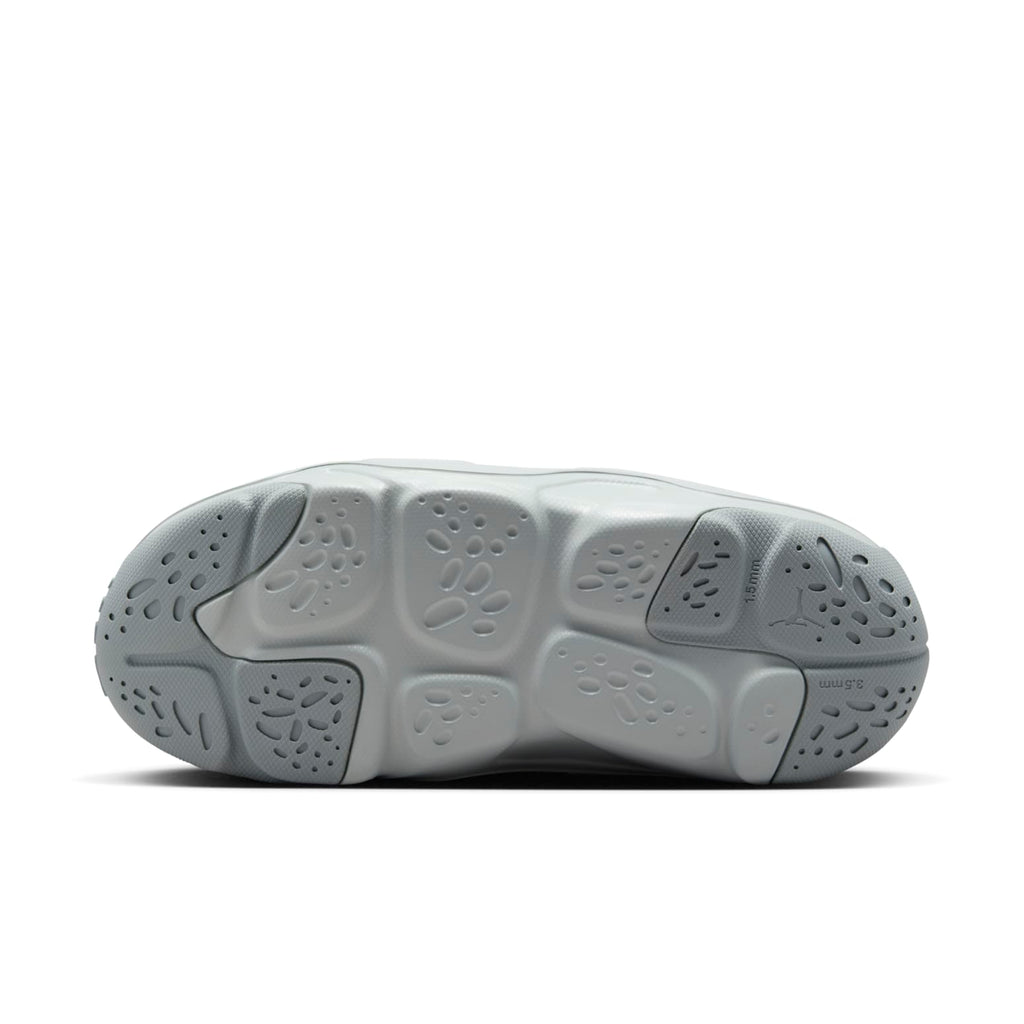 [FQ0227-002] MENS AIR JORDAN ROAM 'LIGHT SILVER LIGHT PUMICE'