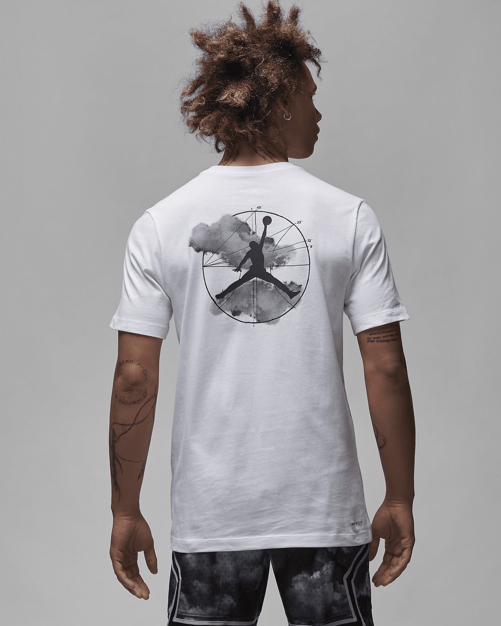 [FD7001-100] Mens Air Jordan GFX BRAND T-SHIRT