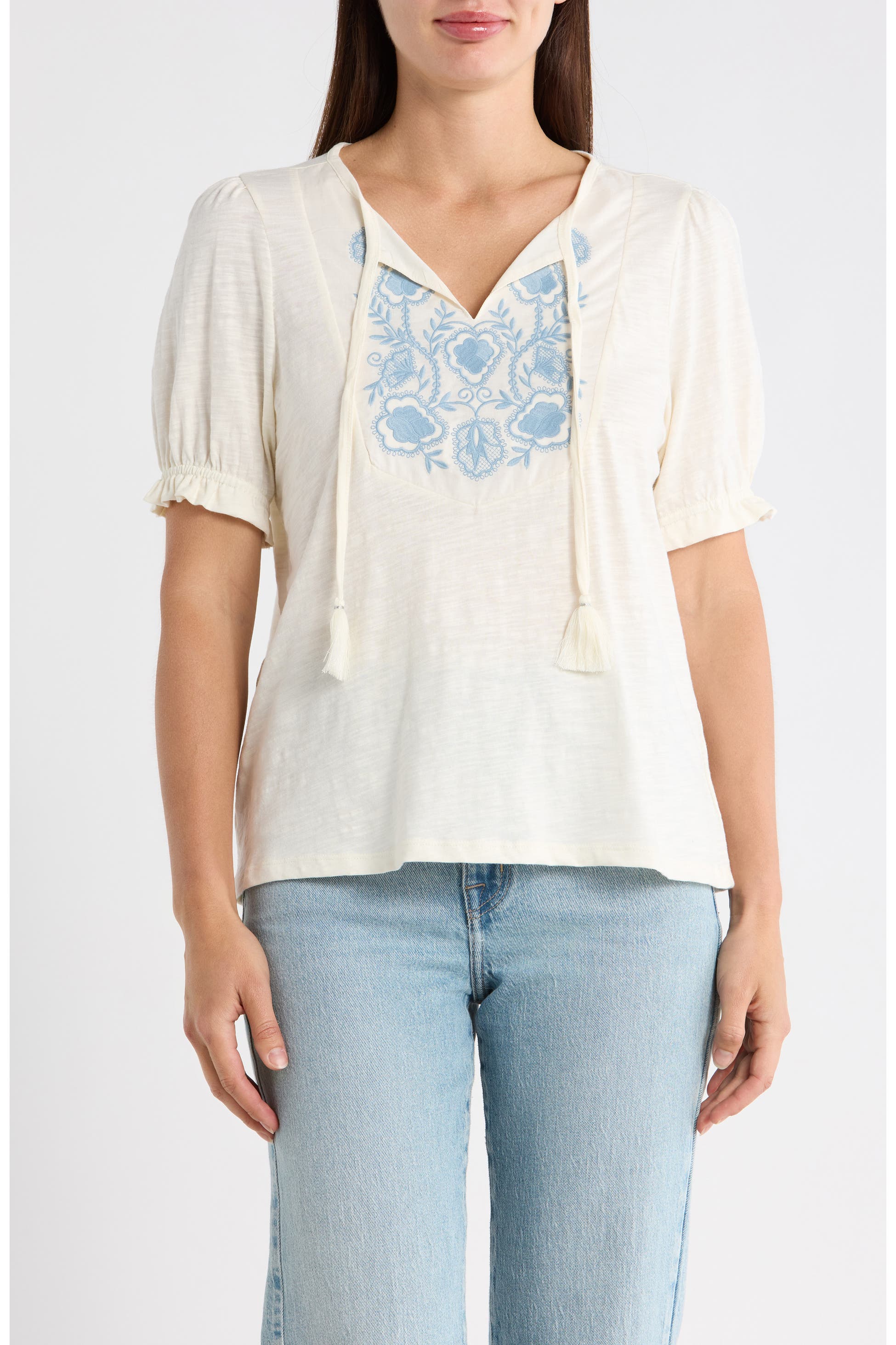 [159619-GARDENIA] WOMENS LUCKY BRAND EMB TIE FRONT TOP - GARDENIA
