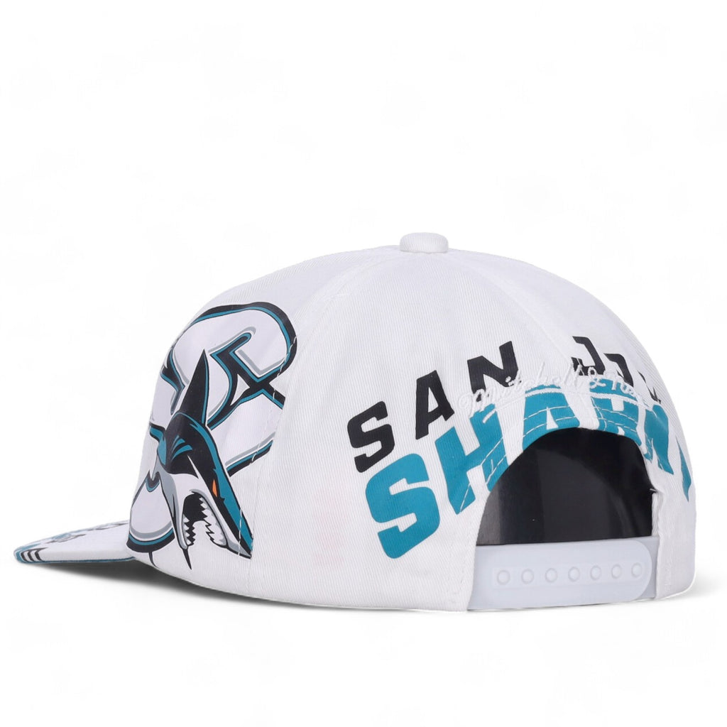 MENS MITCHELL & NESS NHL IN YOUR FACE DEADSTOCK SHARKS - WHITE