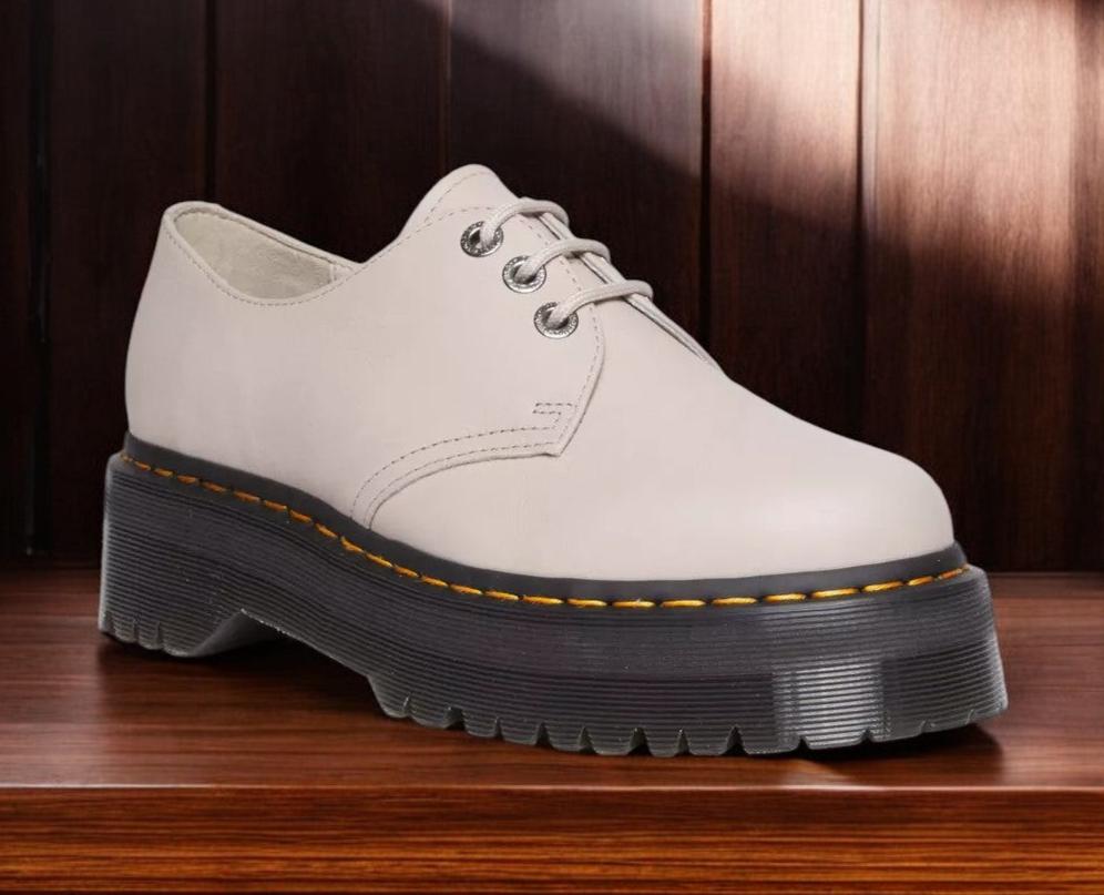 [31167348] WOMENS DR. MARTENS 1461 QUAD II