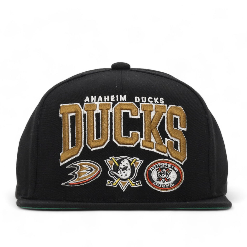 MENS MITCHELL & NESS NHL CHAMP STACK SNAPBACK DUCKS - BLACK