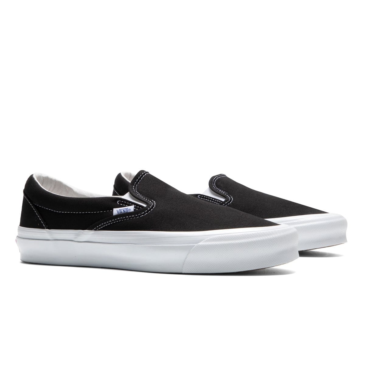 [VN0A45JK1WX] Mens Vans VAULT OG CLASSIC SLIP-ON LX 'CANVAS BLACK WHITE'