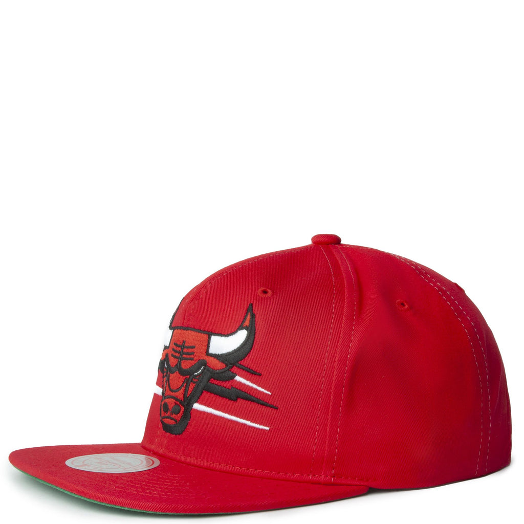MENS MITCHELL & NESS NBA RETRO BOLT DEADSTOCK SNAPBACK BULLS - RED