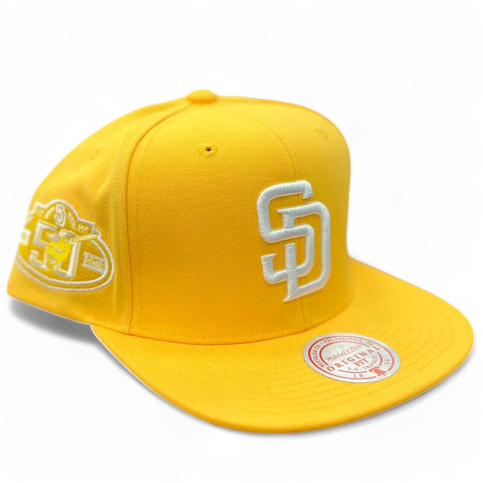 MENS MITCHELL & NESS MLB BACK TO BASICS SNAPBACK PADRES - YELLOW