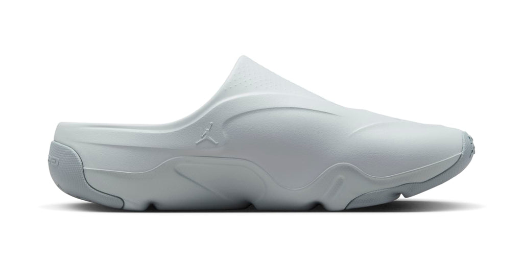 [FQ0227-002] MENS AIR JORDAN ROAM 'LIGHT SILVER LIGHT PUMICE'