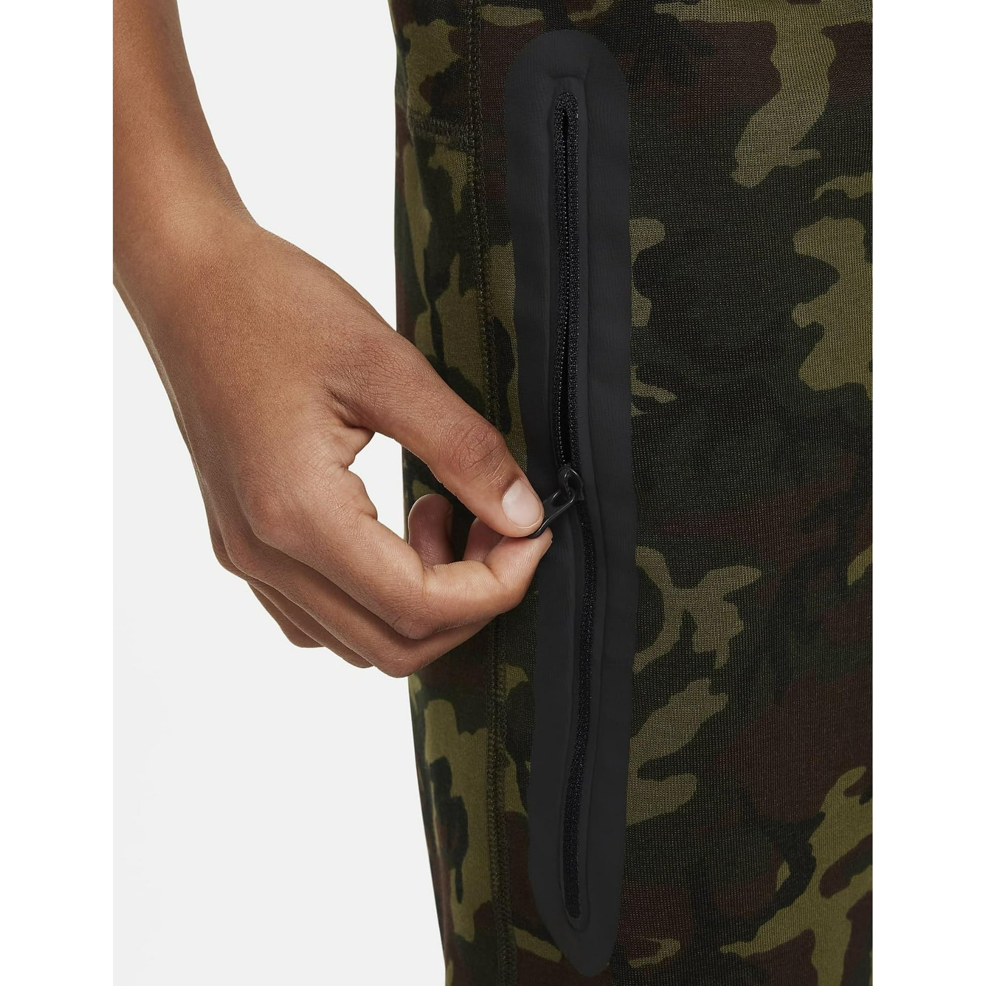 [FN9120-010] YOUTH NIKE SPORTSWEAR TECH FLEECE