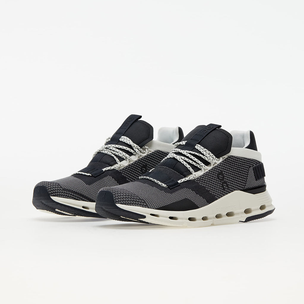 [26.99677] Womens On Running RUNNING CLOUDNOVA 'BLACK WHITE (WOMEN'S)'