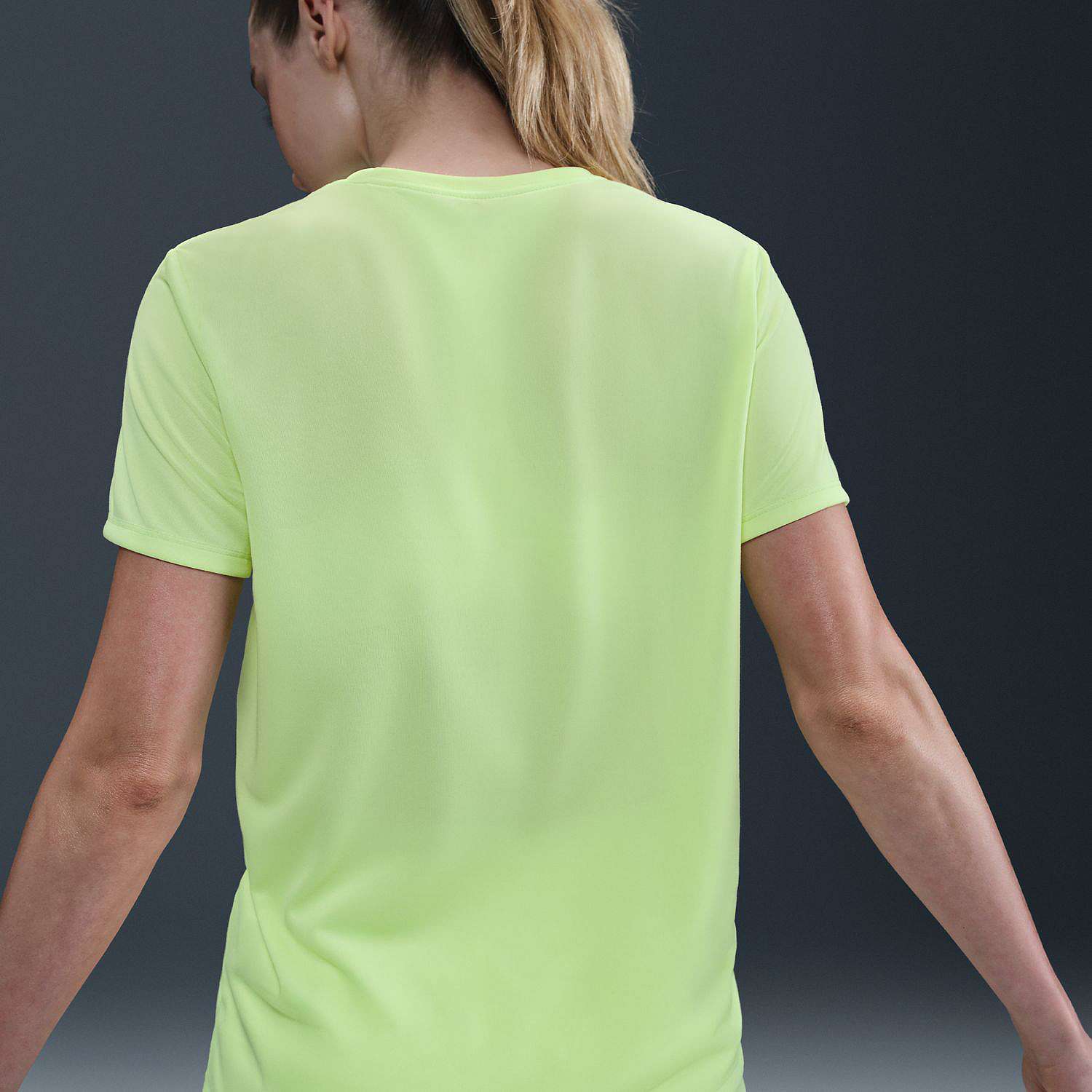 [DX0687-751] WOMENS NIKE DRI-FIT TEE