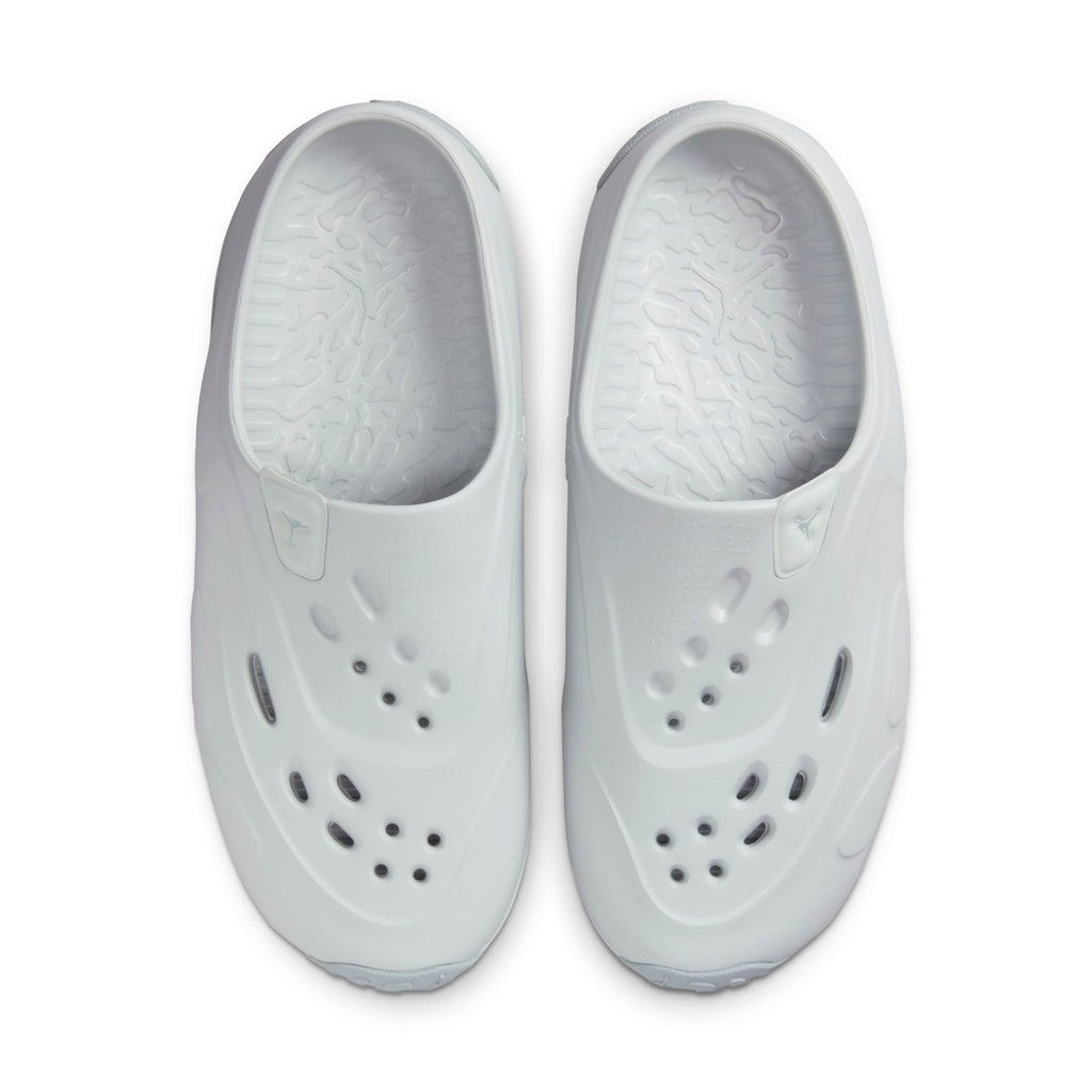 [FQ0227-002] MENS AIR JORDAN ROAM 'LIGHT SILVER LIGHT PUMICE'
