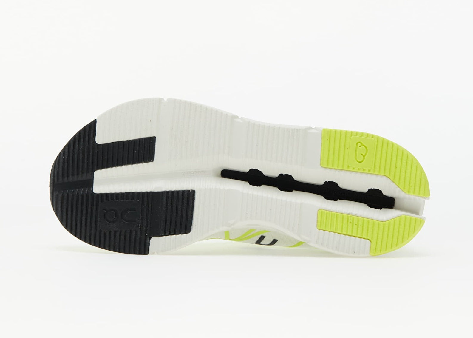 [26.99093] Womens On Running RUNNING CLOUDNOVA 'NEON WHITE (WOMEN'S)''