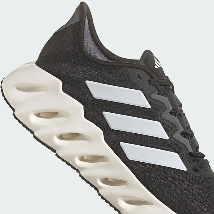 [ID1780] MENS ADIDAS SWITCH FWD 'CORE BLACK CLOUD WHITE GREY'