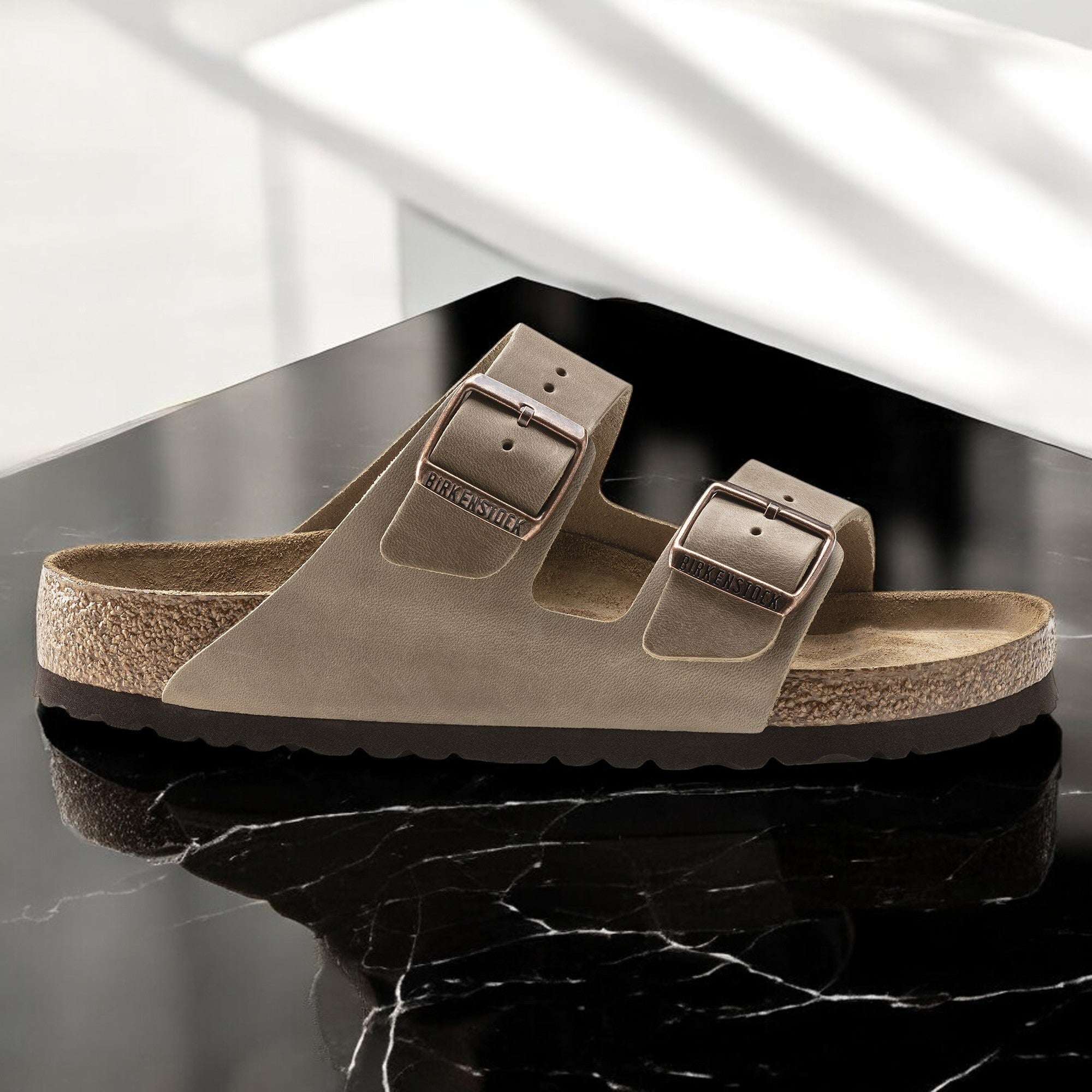 [0552811] Unisex Birkenstock ARIZONA SOFT FOOTBED (REGULAR WIDTH)