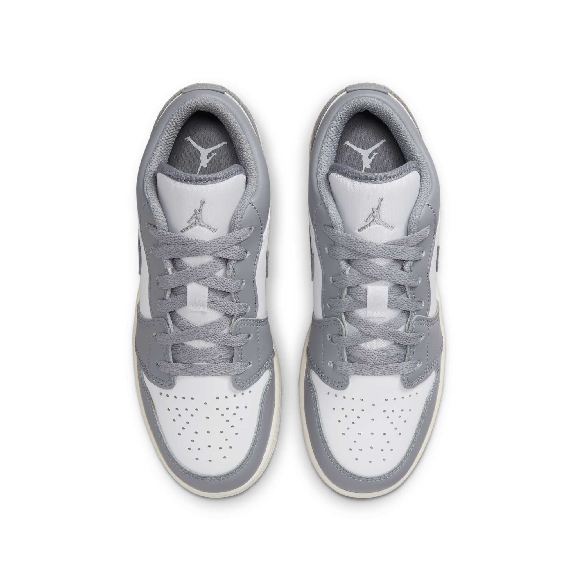 [553560-053] GRADE SCHOOL AIR JORDAN RETRO 1 LOW 'VINTAGE GREY'