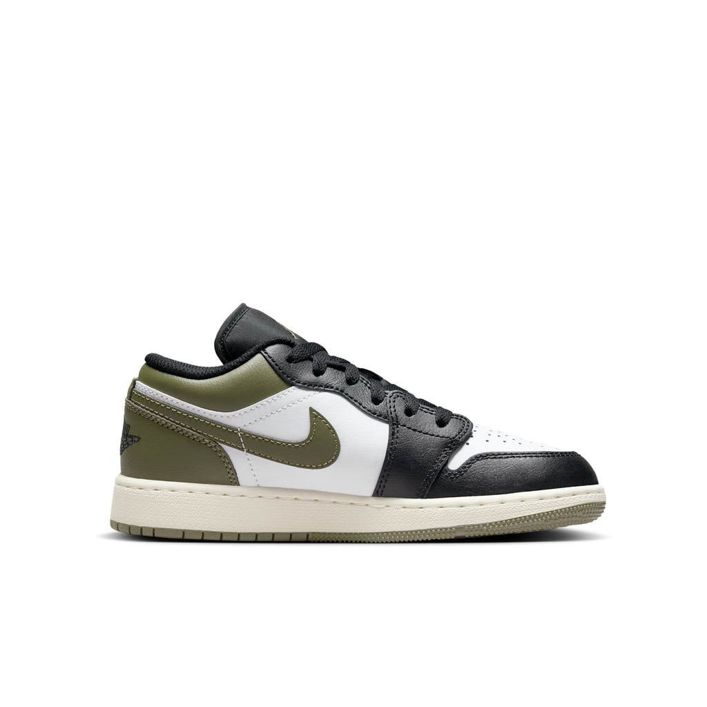 [553560-092] GRADE SCHOOL AIR JORDAN RETRO 1 LOW