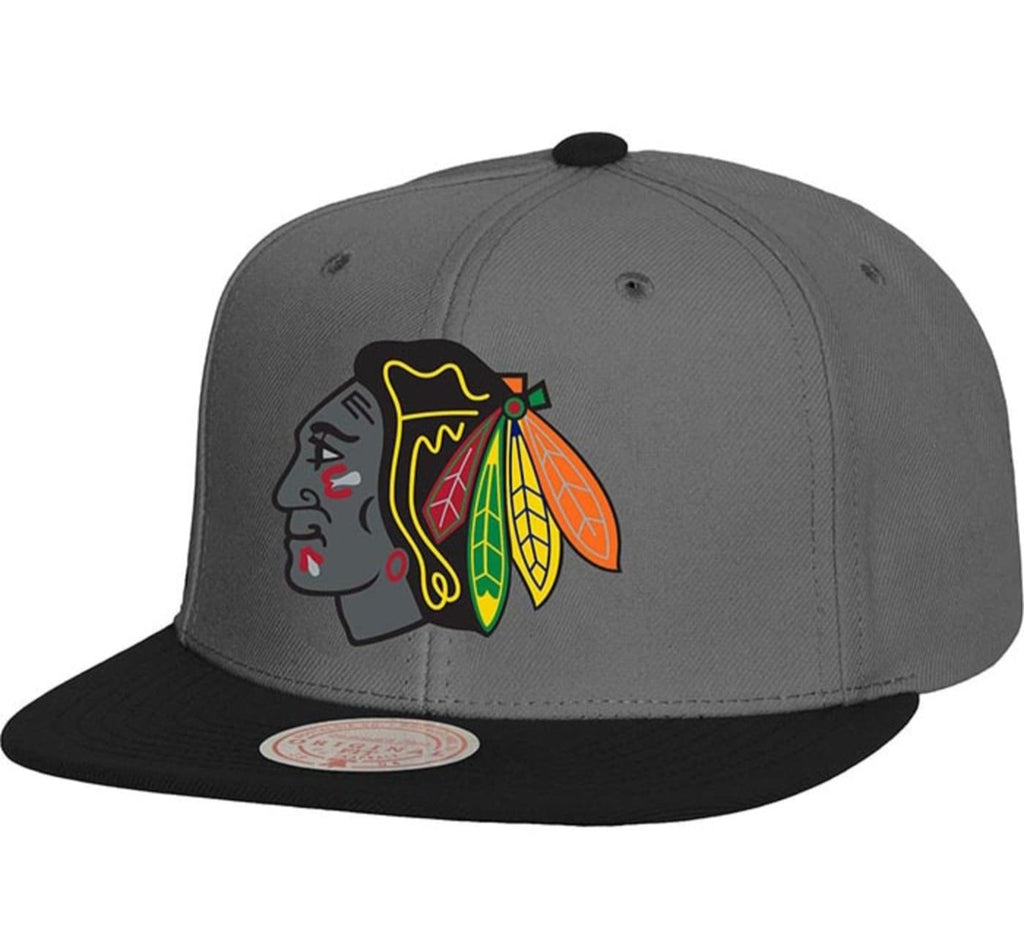 MENS MITCHELL & NESS NHL STORM FRONT SNAPBACK BLACKHAWKS - GREY