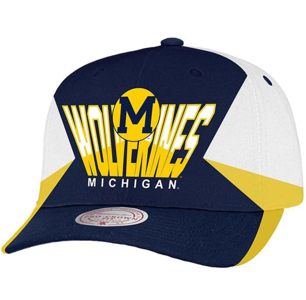 Mens Mitchell & Ness NCAA RETRODOME PRO SNAPBACK MICHIGAN