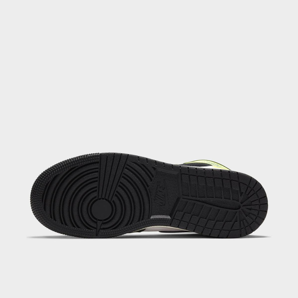 [575441-118] GRADE SCHOOL AIR JORDAN RETRO 1 HIGH OG 'WHITE BLACK VOLT UNIVERSITY GOLD'