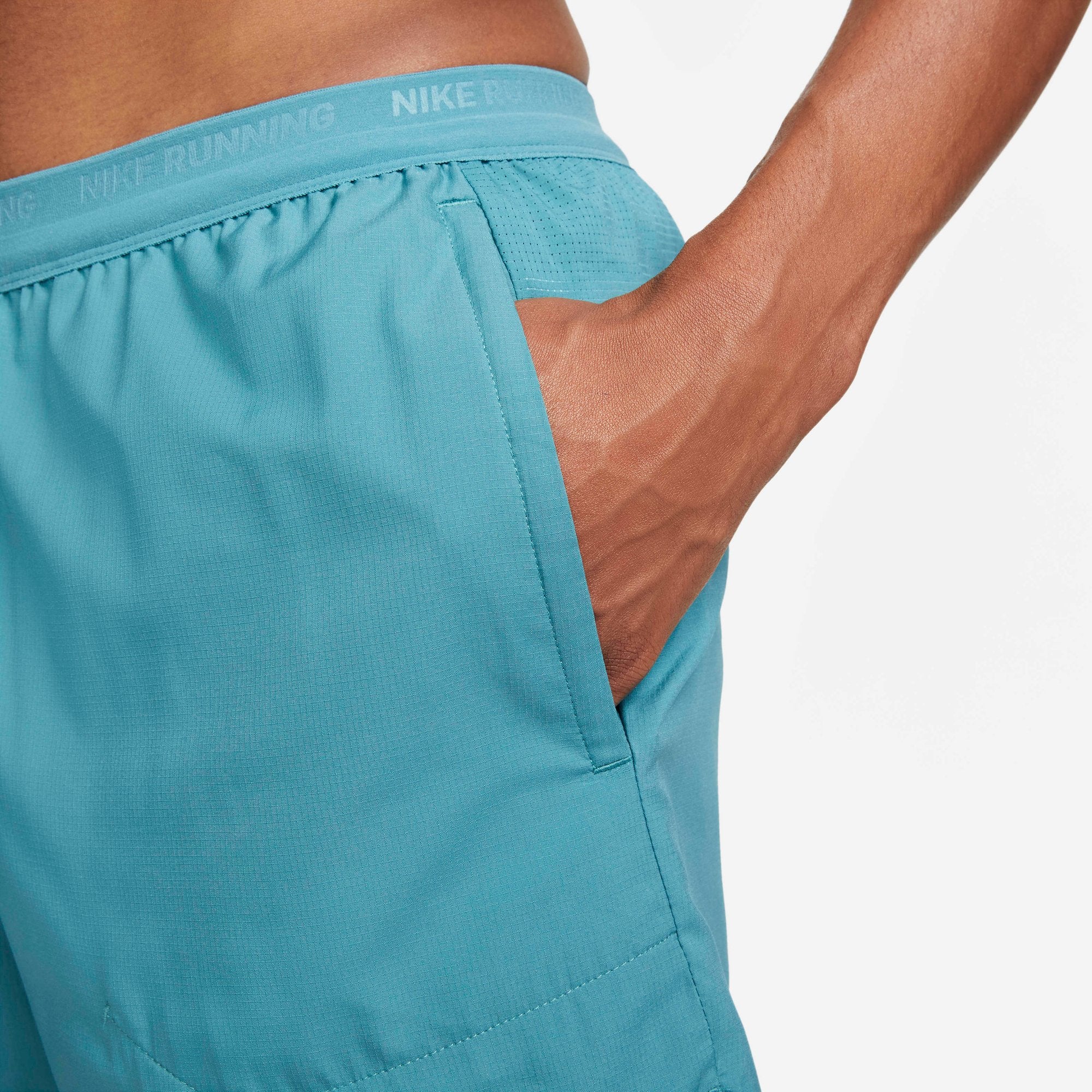 [DM4759-379] MENS NIKE DRI-FIT STRIDE 7" BRIEF-LINED RUNNING SHORTS