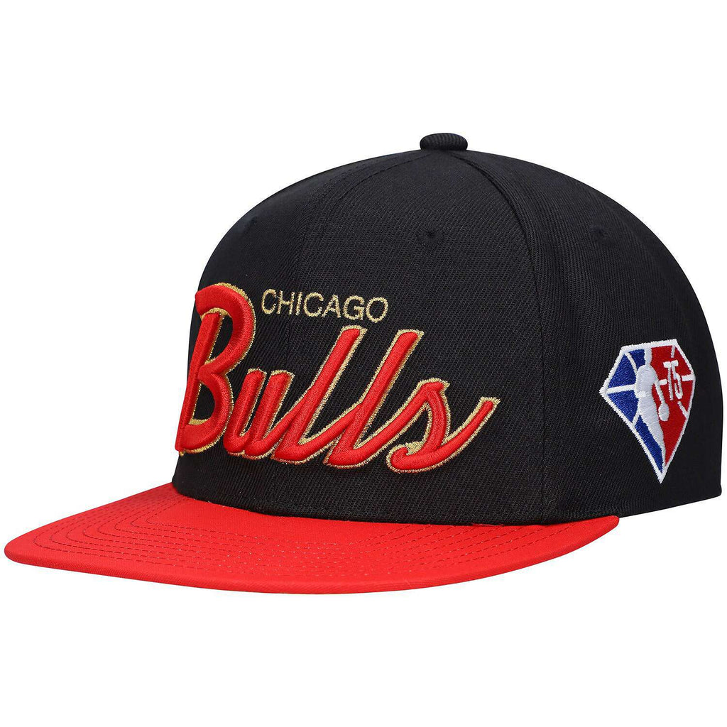 MENS MITCHELL & NESS NBA 75TH GOLD SNAPBACK BULLS - BLACK