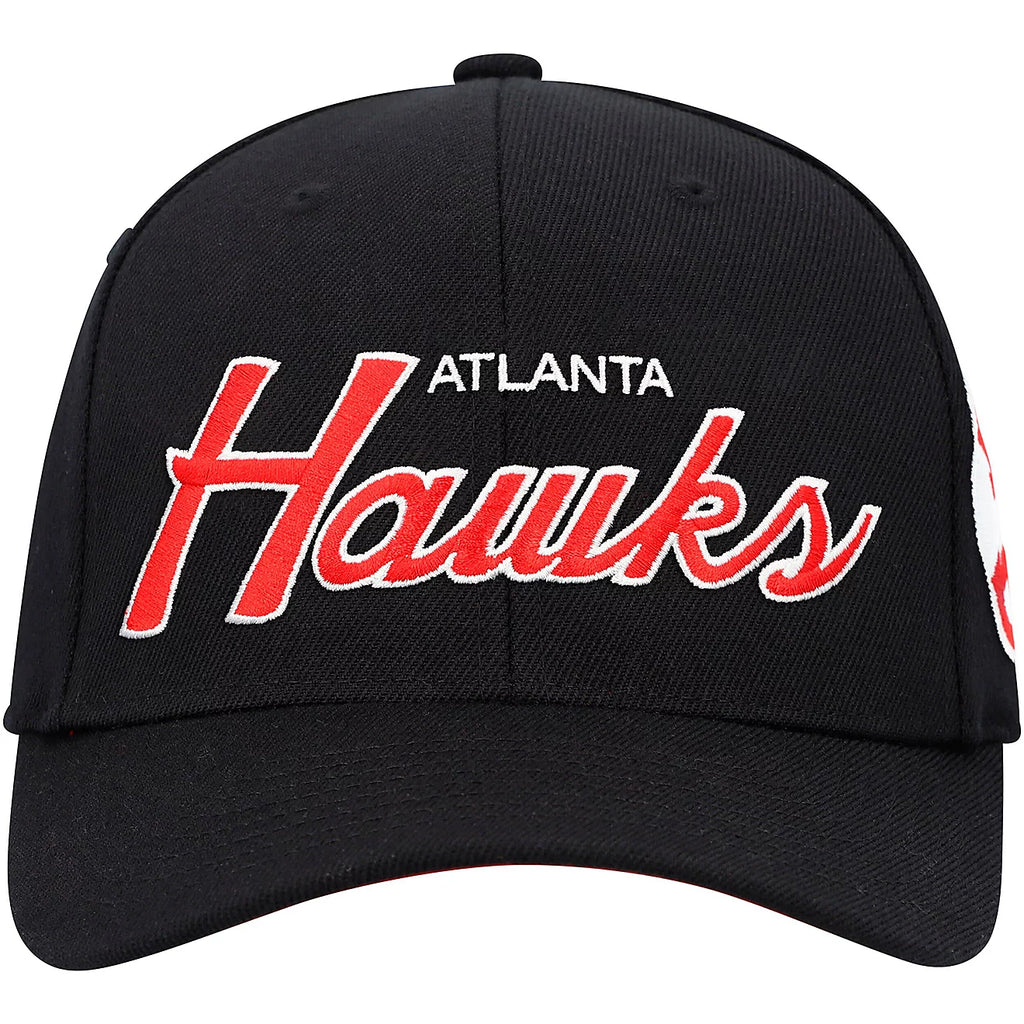 MENS MITCHELL & NESS NBA TEAM SCRIPT 2.0 STRETCH SNAPBACK HAWKS
