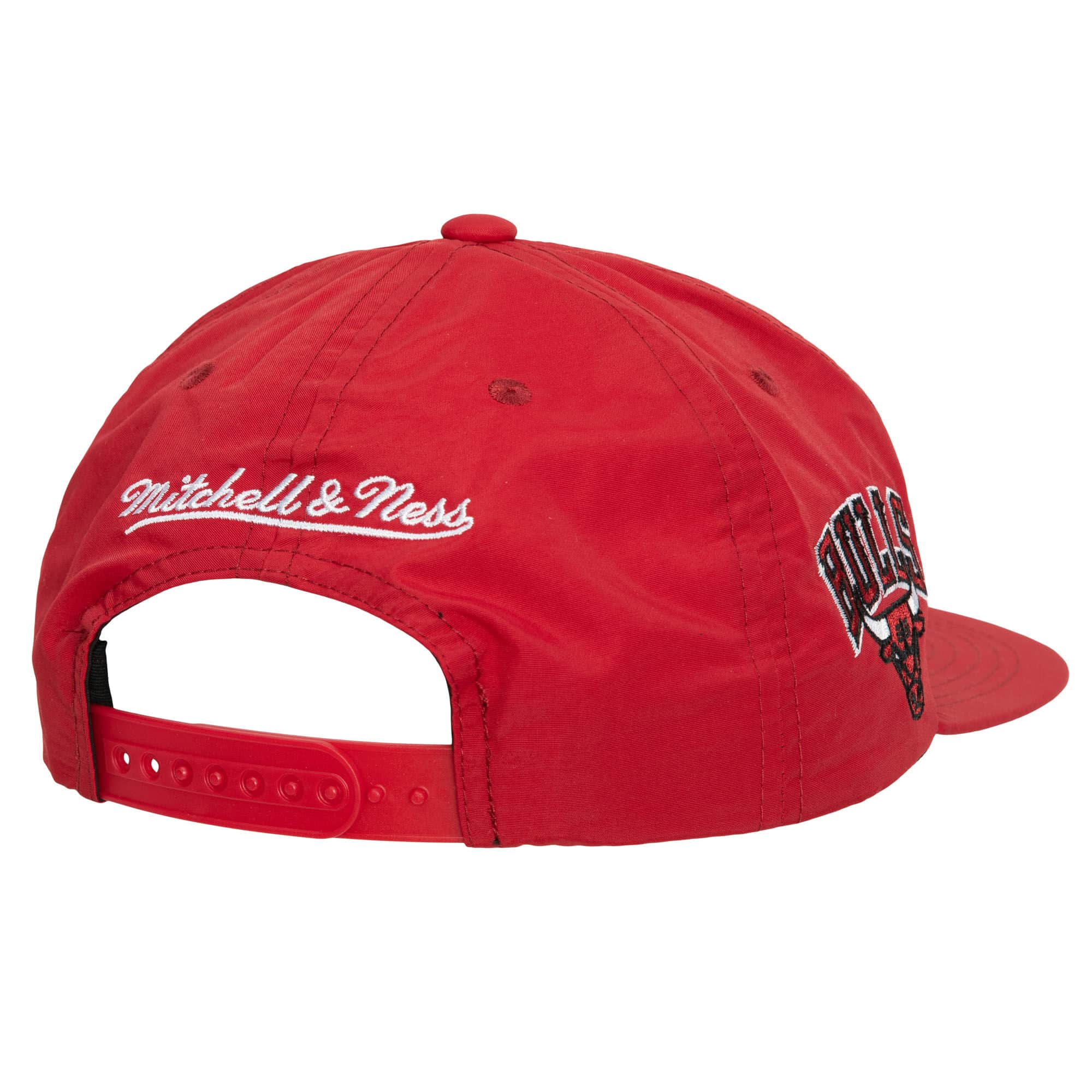 Mens MITCHELL & NESS NBA NYLON SZN DEADSTOCK BULLS