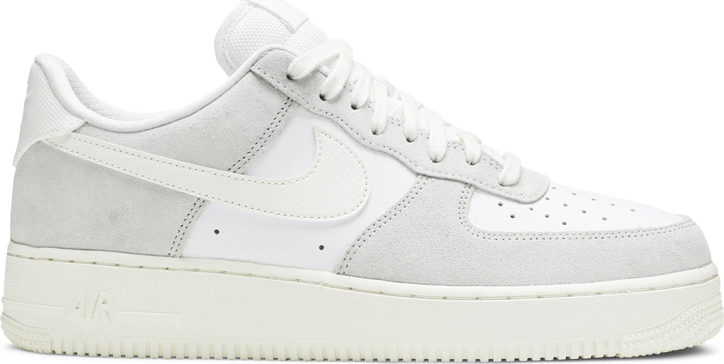 [CW7584-100] Mens Nike AIR FORCE 1 LOW 'SAIL'