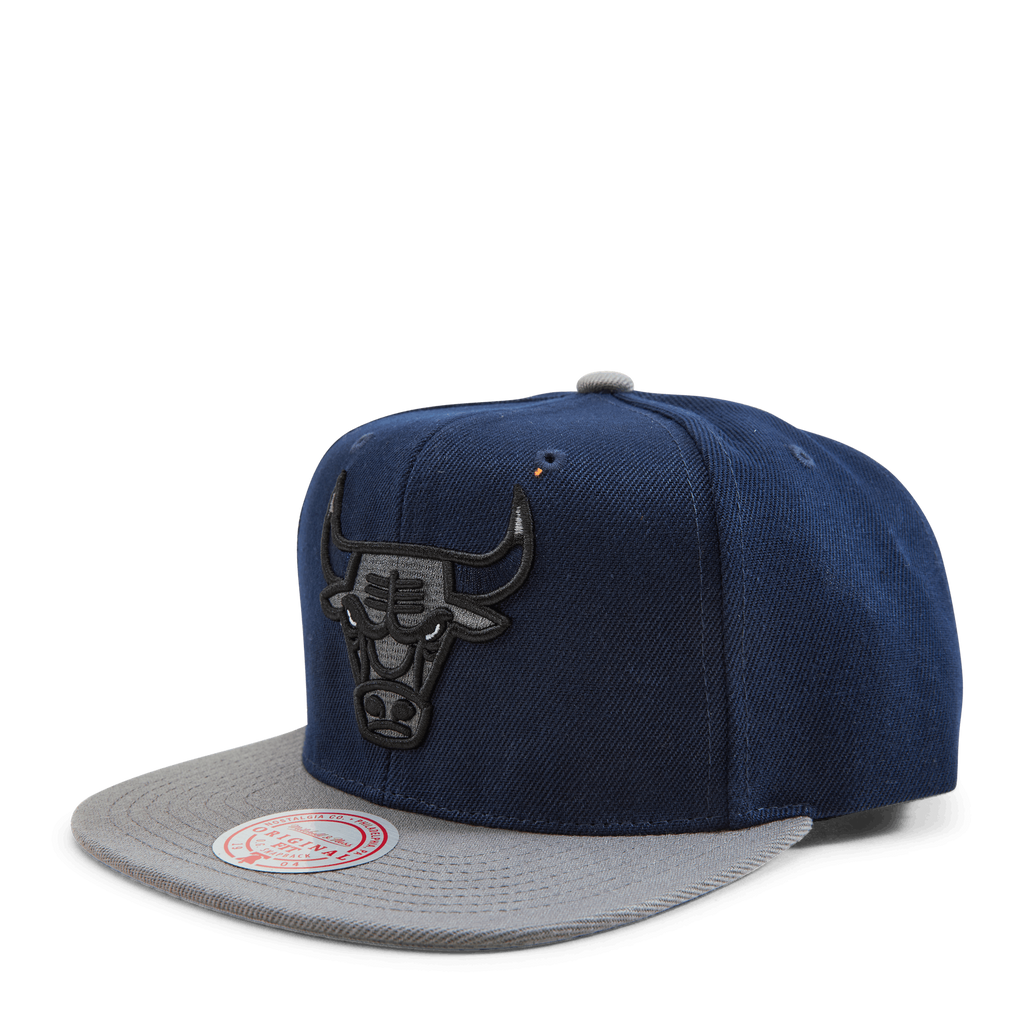 MENS MITCHELL & NESS NBA NAVY SPIRIT SNAPBACK BULLS - NAVY-GREY