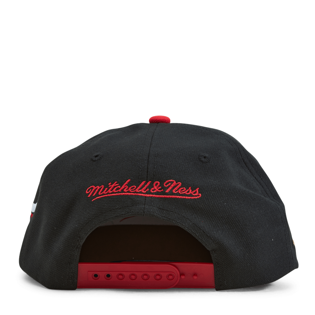 MENS MITCHELL & NESS NBA THE FINALS SNAPBACK BULLS - BLACK-RED
