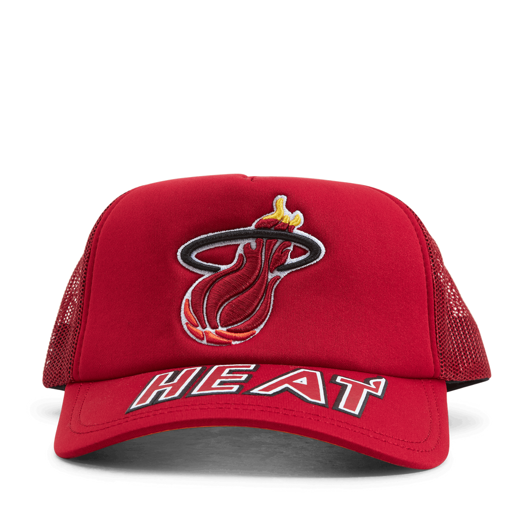 Mens Mitchell & Ness NBA PUFF THE MAGIC TRUCKER HWC HEAT