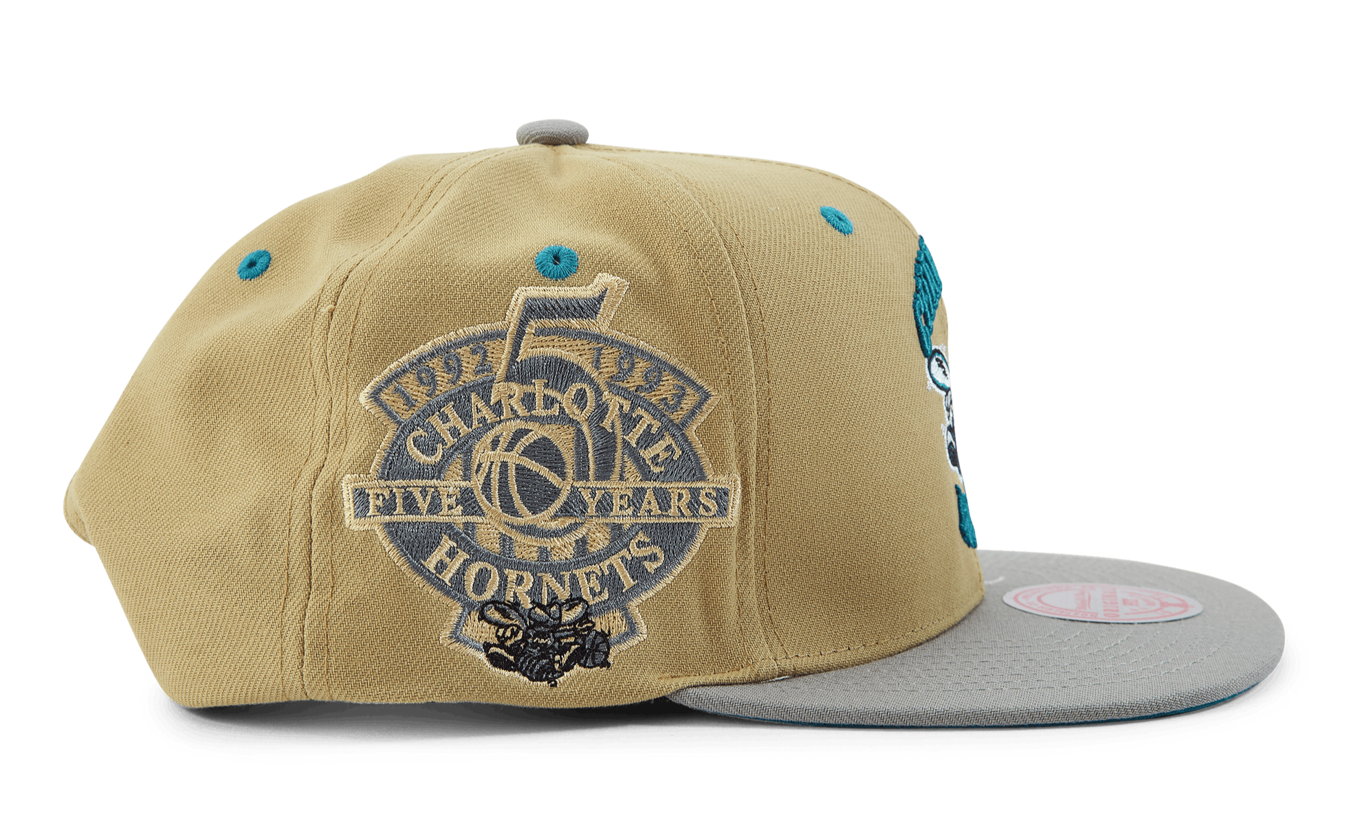 MENS MITCHELL & NESS NBA CLASSIC CANVAS SNAPBACK HWC HORNETS - TAN