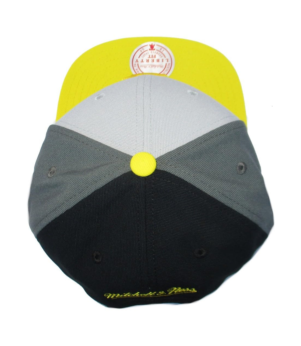 [HY11518-PPIGREY] MENS MITCHELL & NESS MLB TRIPLE PLAY LIBERTY SNAPBACK PIRATES
