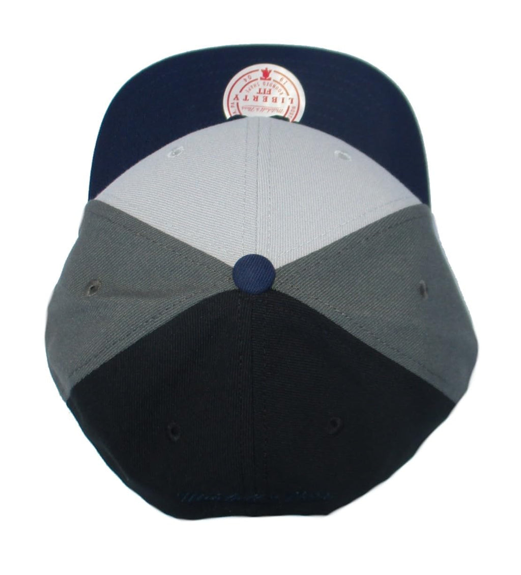 [HY11518-NYYGREY] MENS MITCHELL & NESS MLB TRIPLE PLAY LIBERTY SNAPBACK YANKEES